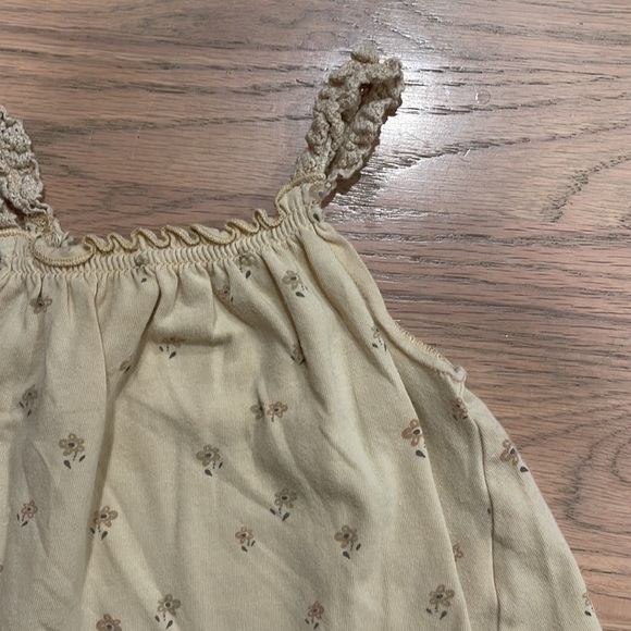 Tank - Picture 2 of 4